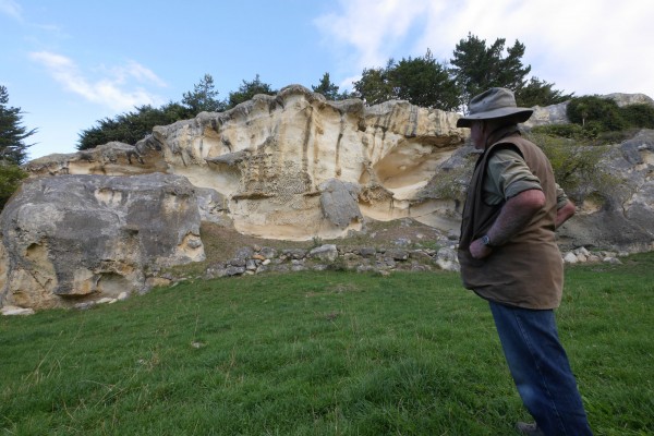 John Hore on his farm Anatini near Duntroon. While farming has traditionally sustained the local economy, the fickleness of weather and markets has often made working the land here a marginal enterprise. Hore and others have laboured hard to promote the Waitaki Valley’s palaeontological wonders, both as an expression of their passion for the area and in an attempt to draw tourism to the region.