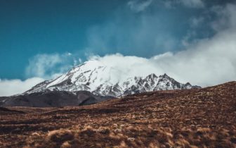 eight_col_antoine-barres-ECLunDlLTro-unsplash