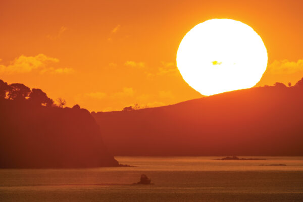 Snaring the sun